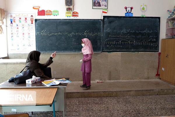 عکس مدرسه ها باز شده