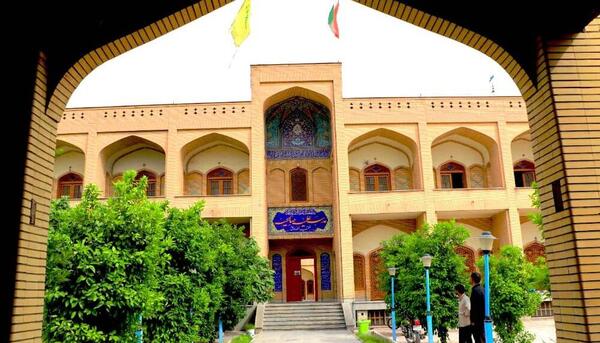 عکس مدرسه حجاب کازرون