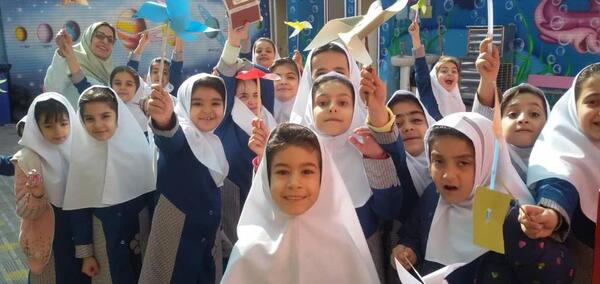 عکس مدرسه ی خرد