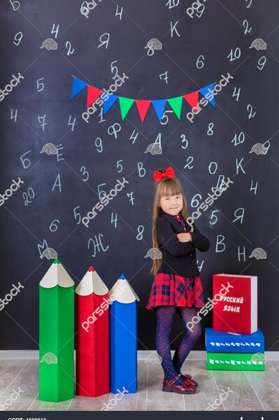 ژست عکس در مدرسه دخترانه