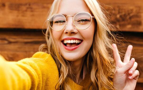 عکس ژست عکاسی سلفی دونفره