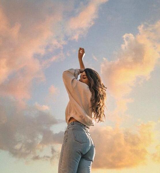 عکس ژست عکاسی دخترانه تو طبیعت