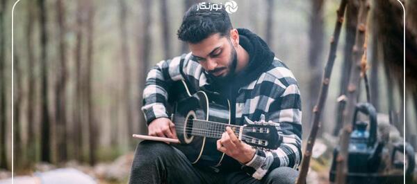 ژست عکس گرفتن با گیتار