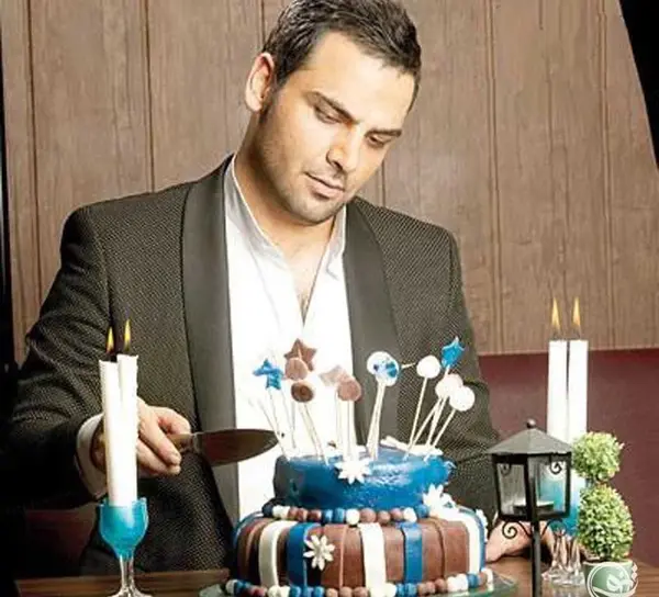 ژست عکس تولد پسرانه لاکچری
