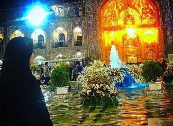 ژست عکس عقد در حرم امام رضا