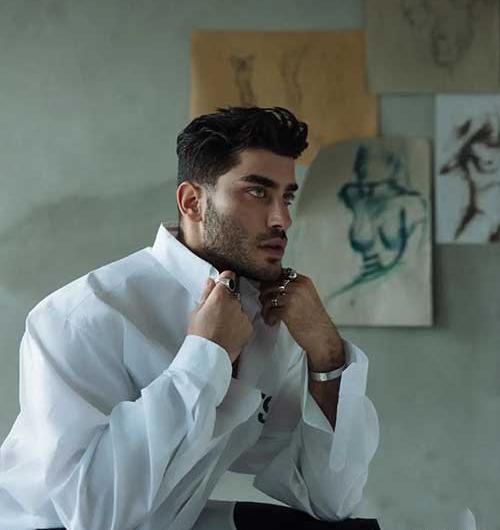 ژست عکس نیم رخ پسرانه