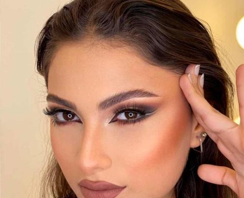 ژست عکس نود چیست