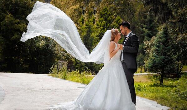 ژست عکس عروس دامادی