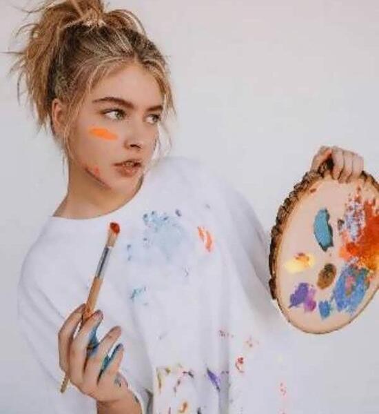 ژست عکس برای طراحی