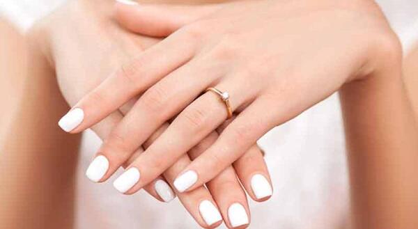 ژست عکس دست با حلقه