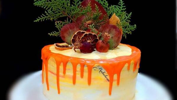عکس کیک نارنجی ساده