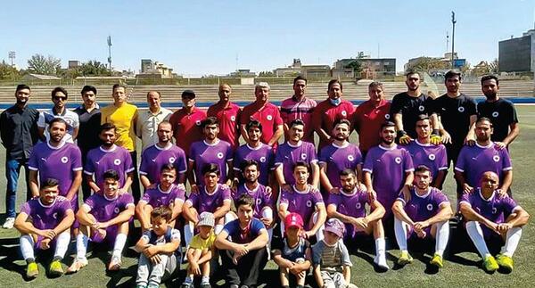 عکس کلاس فوتبال شاهین