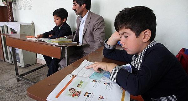 عکس کلاس مدرسه ابتدایی