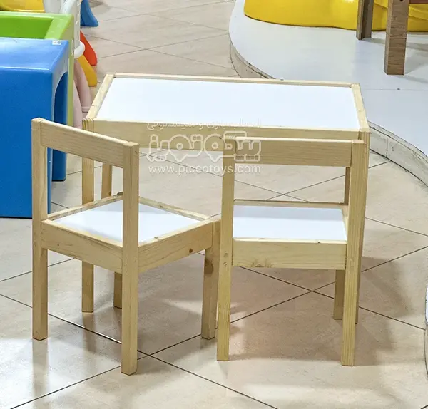 عکس میز و صندلی کلاس