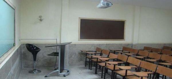 عکس کلاس دانشگاه خالی
