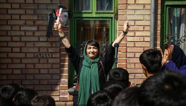 عکس زنگ مدرسه واقعی
