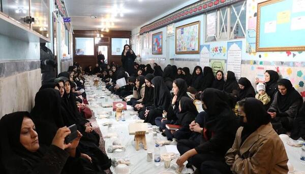 عکس معلمان مدرسه فاطمیه