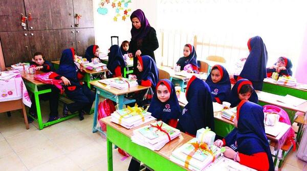 عکس مدرسه غیر دولتی دخترانه