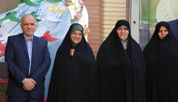 عکس مدرسه طلوع فجر