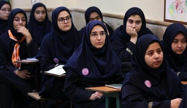 عکس دختران مدرسه راهنمایی