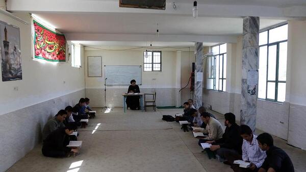 عکس مدرسه ی چهارده معصوم