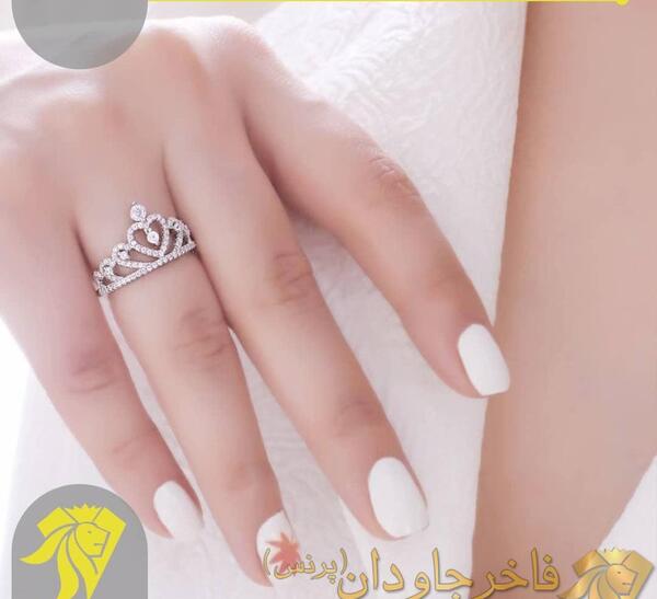 عکس تاج روی قلب