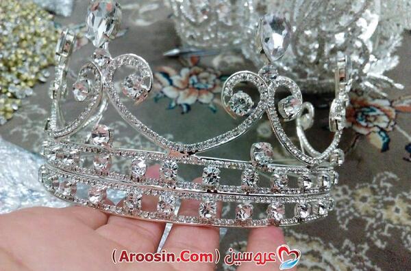 عکس دختر با تاج پرنسسی