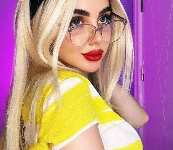 عکس های نیکا فلاحی ویسگون