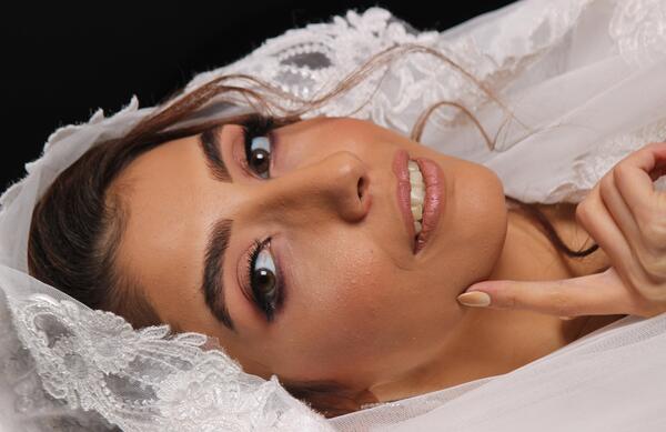 عکس خام روتوش نشده