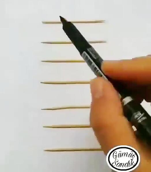 عکس ایده کشیدن نقاشی با خلال دندان