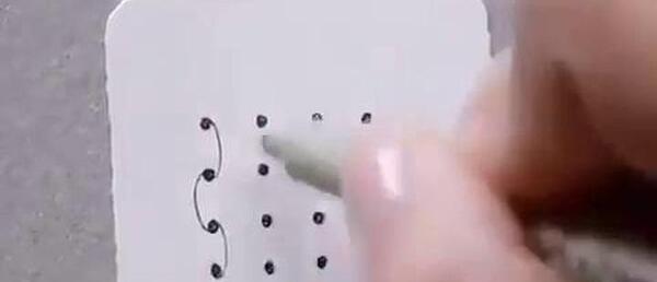 عکس ایده نقاشی ساده با نقطه