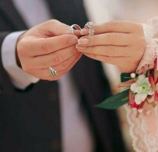 ایده ژست عکس نامزدی