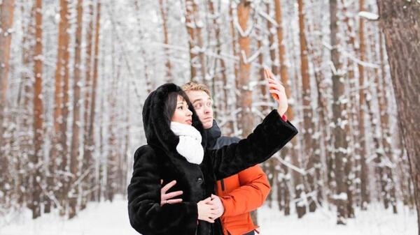 ایده عکس عاشقانه در برف