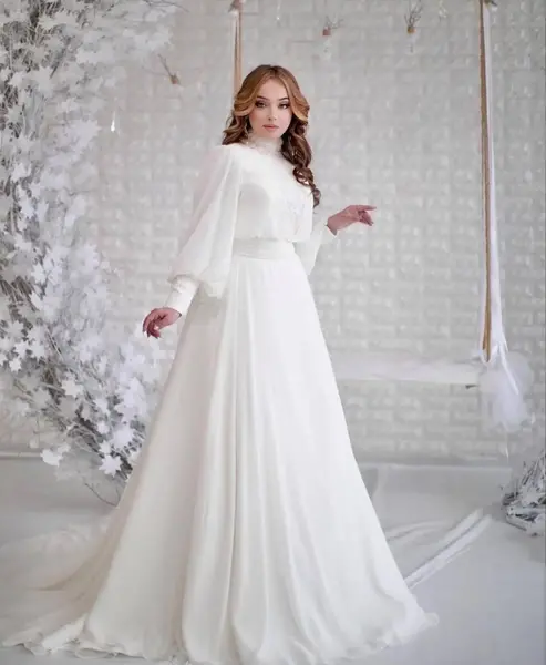 عکس لباس سفید خالی