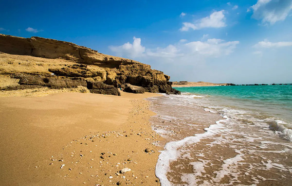 عکس لب ساحل خالی