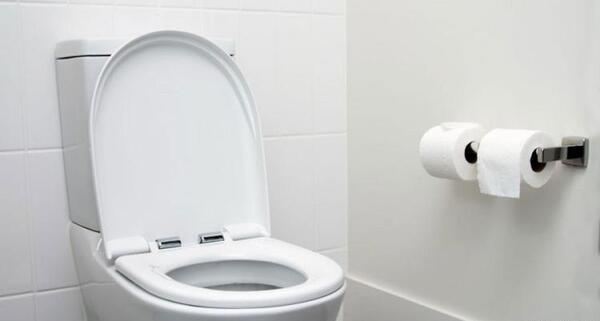 عکس دستشویی خالی