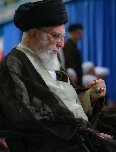 عکس خامنه ای بدون عمامه