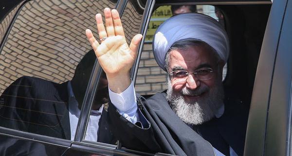 عکس ماشین روحانی در آمریکا