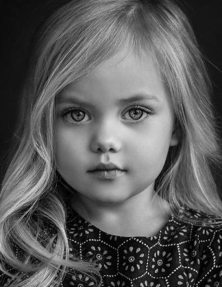 عکس صورت ساده برای نقاشی