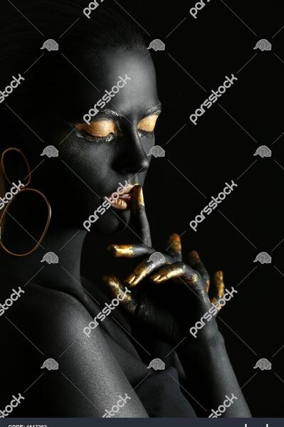عکس پس زمینه تیره زیبا