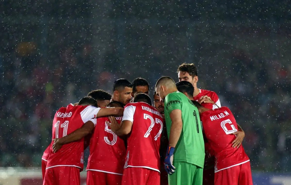 عکس پرچم پرسپولیس خوزستان