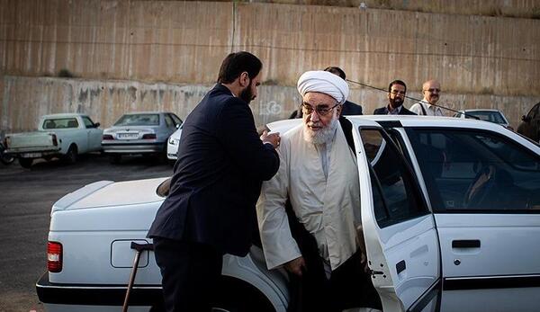 عکس ماشین آقای خامنه ای