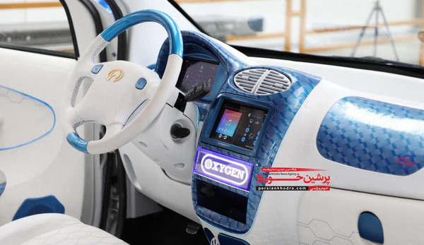 عکس داخل ماشین یوز