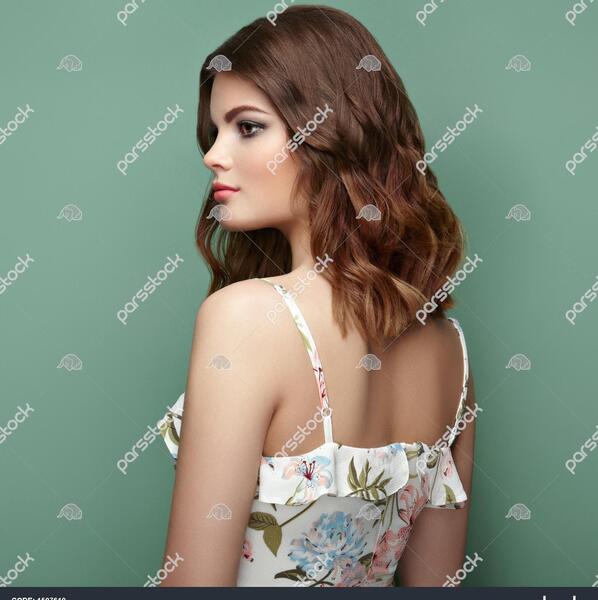 عکس پس زمینه سبز دخترانه