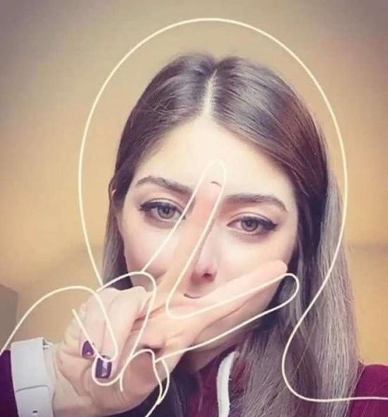ایده عکس دخترانه سلفی