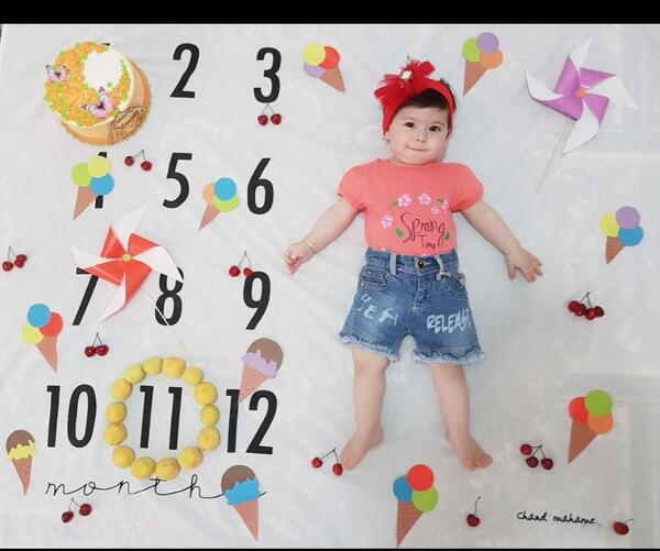 ایده عکس 11 ماهگی نوزاد