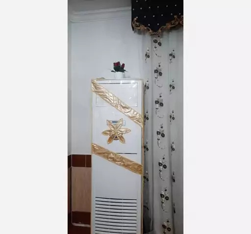عکس کاور کولر ایستاده