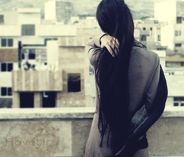 عکس پروفایل دختر ایستاده