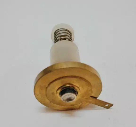 عکس بوبین آبگرمکن ایستاده