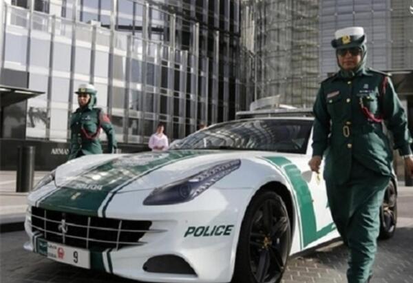 عکس ماشین پلیس دبی
